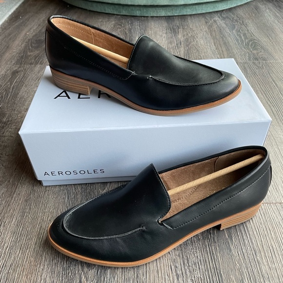 AEROSOLES Shoes - NWB Aerosoles Loafers